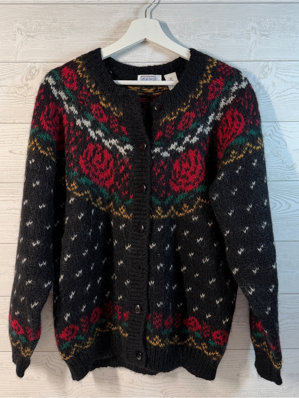 Vintage Ashley Womenโs M Black Floral Rose Knit Button Front Cardigan Sweater